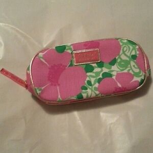 Lilly pulitzer for Estee lauder make up bag.